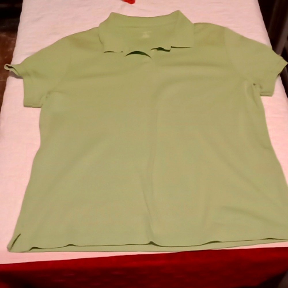 Lands End XLG. 18-20 Green Short Sleeve Button Collar